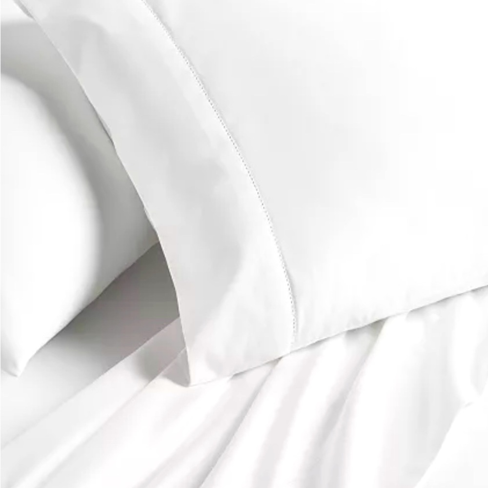 Hotel collection 680 thread count sheet set